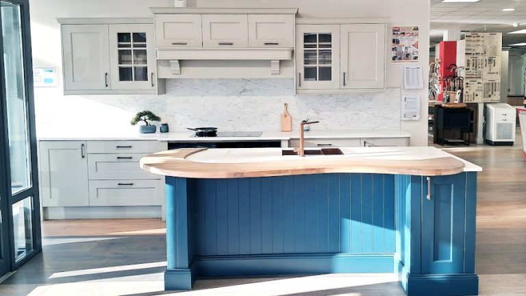 Noyeks – Kitchens, Floors, Decks, Doors