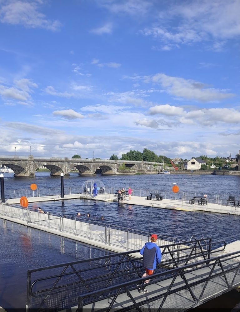 Banagher outdoor swimming pool