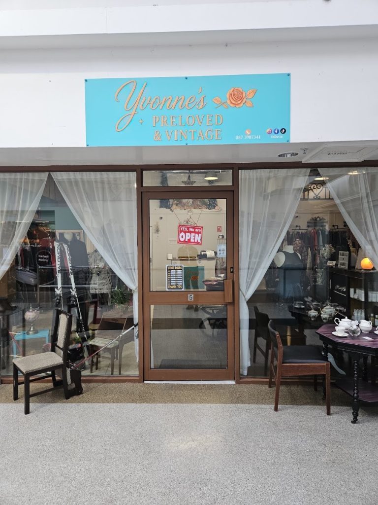 Yvonne’s Preloved and Vintage